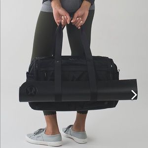 Lululemon Urban Warrior Duffel - Black